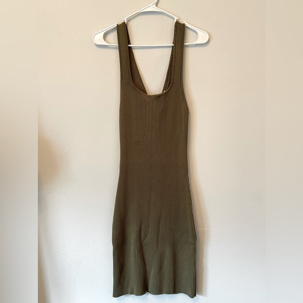 Abercrombie and Fitch olive green ribbed scoop neck midi dress